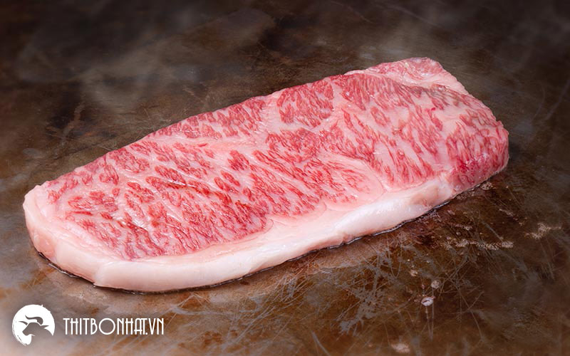 Chế biến steak từ thăn ngoại bò Nhật A4