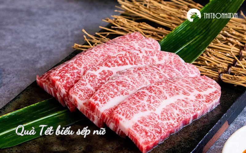 quà tết biếu sếp nữ