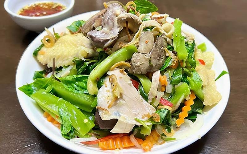 nộm rau tiến vua thịt gà