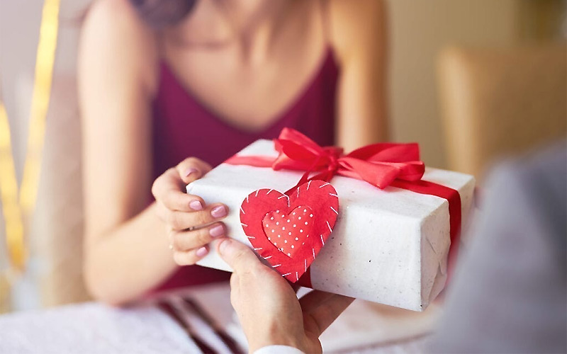 Tặng quà valentine cho bạn trai