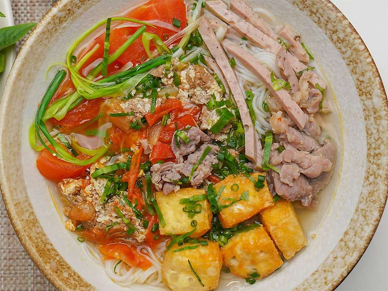 Cách nấu bún riêu cua bắp bò