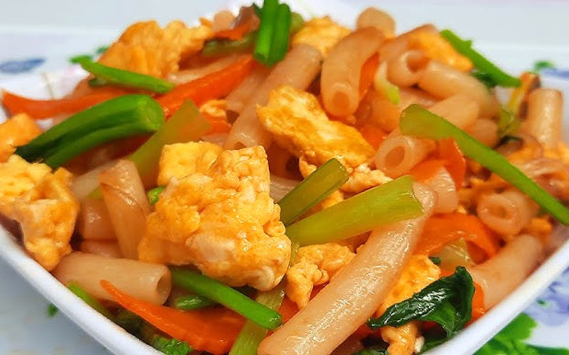 Cách nấu nui xào trứng