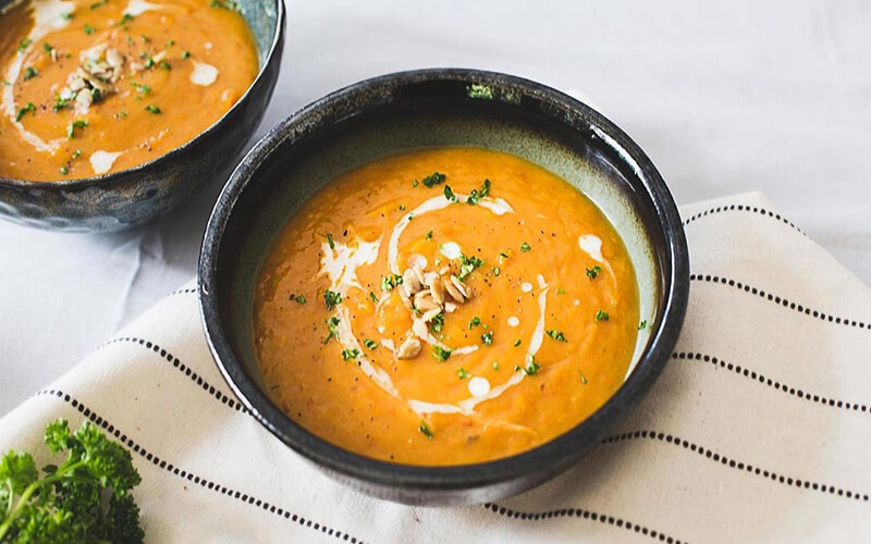 Cách nấu súp thịt bò bí đỏ Cách nấu súp thịt bò bí đỏ