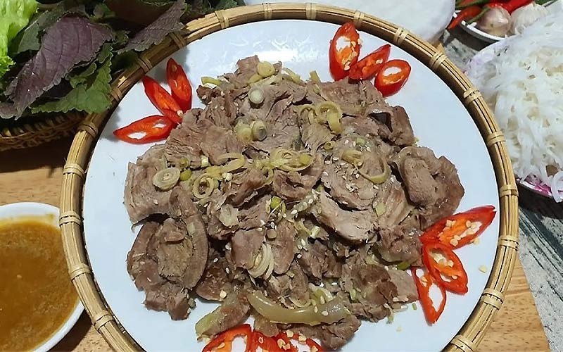 Cách làm bắp bò hầm bia sả Cách làm bắp bò hầm bia sả