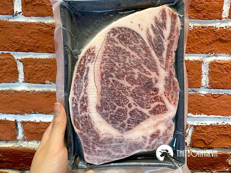 Thăn lưng bò Wagyu Nhật Bản A4 1